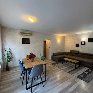 Apartment Parchevich 31 Center - 24h Self Check-in, Sofia